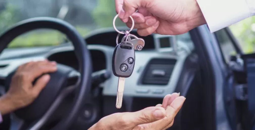 10 Mistakes to Avoid While Renting a Self-Drive Car