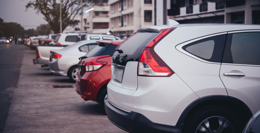 How to Choose the Right Self Drive Car for Your Trip